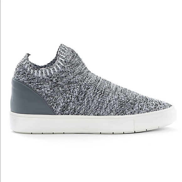 Steve madden sly sneaker 2025
